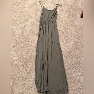 [H&M] Olive Maxi Dress